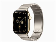 Watch Series 12, 42 мм, Radiant Gold, Natural Link Bracelet, One Size