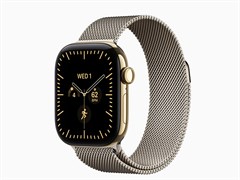 Watch Series 12, 42 мм, Radiant Gold, Natural Milanese Loop, One Size